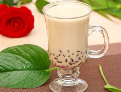 茶优语奶茶加盟店形象图